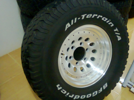 R15X7 6/139 ขายล้อละ2000 R15X7 6/139 ขายล้อละ2000