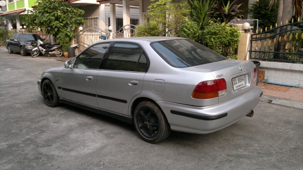 ขายถูกๆซีวิคตาโต เครื่อง1.6 เกียร์ออโต้ ดิสเบรค4ล้อ