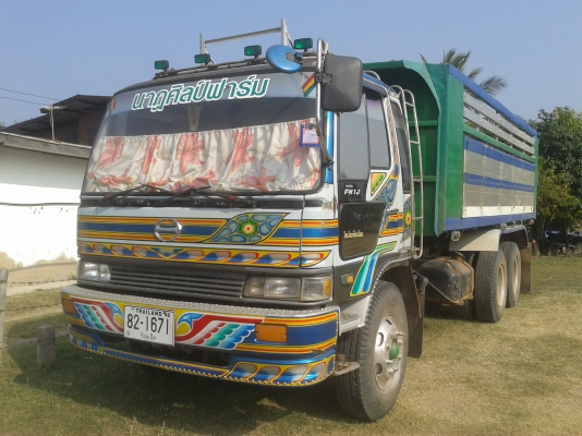 ขายดัมพ์10ล้อ2เพลา เครื่อง195แรง เครื่องดีแคชงีสวย