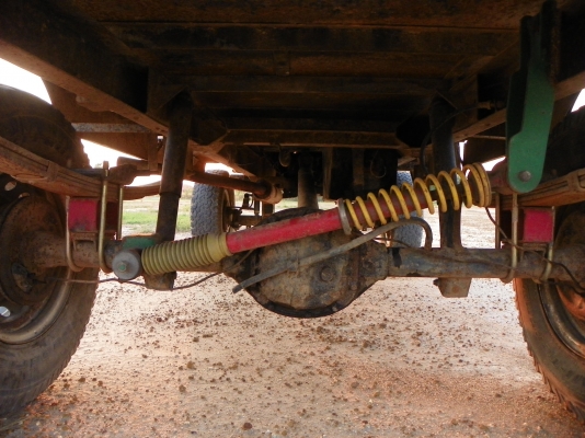 ขายรถกระป้อยกสูง FORD รุ่นไทยประดิษฐ์ เหมาะสำหรับวางคานทำขับ 4 หรือทำเดิมๆ