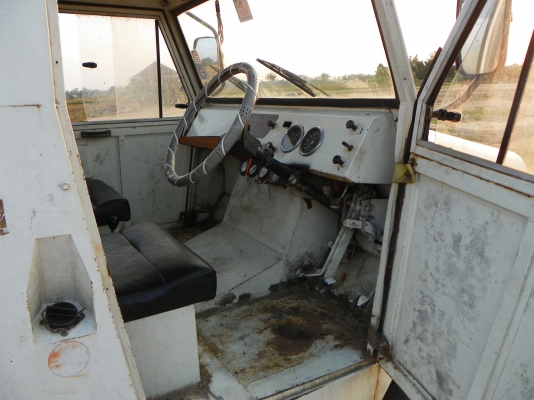 ขายรถกระป้อยกสูง FORD รุ่นไทยประดิษฐ์ เหมาะสำหรับวางคานทำขับ 4 หรือทำเดิมๆ