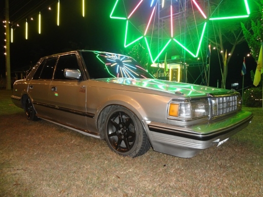TOYOTA CROWN 2.8 ROYAL SALOON Classic รุ่นใหญ่ เครื่อง 1JZ 2500 cc TOYOTA CROWN 2.8 ROYAL SALOON Classic รุ่นใหญ่ เครื่อง 1JZ 2500 cc