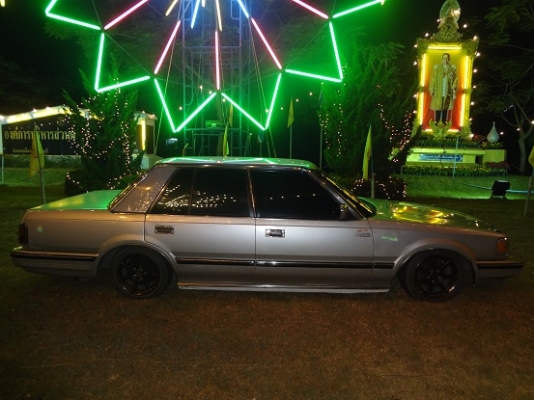 TOYOTA CROWN 2.8 ROYAL SALOON Classic รุ่นใหญ่ เครื่อง 1JZ 2500 cc