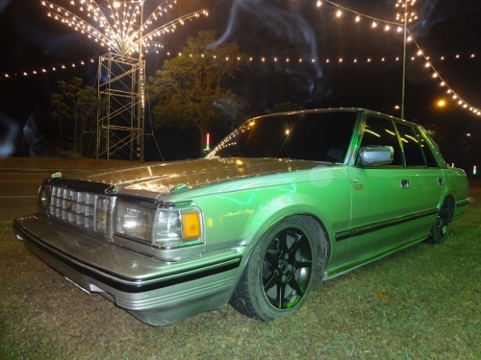 TOYOTA CROWN 2.8 ROYAL SALOON Classic รุ่นใหญ่ เครื่อง 1JZ 2500 cc TOYOTA CROWN 2.8 ROYAL SALOON Classic รุ่นใหญ่ เครื่อง 1JZ 2500 cc