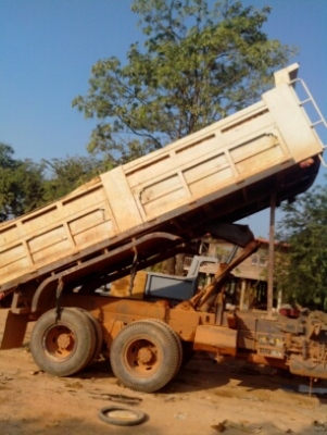 ขายกระบะดั้มสามมิตรตัวแรก