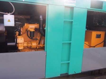 ขายเครื่องปั่นไฟนำเข้าประกอบใหม่ 200 Kva.รับประกัน 12 เดือน JAPAN.