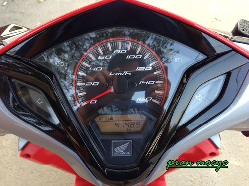 ขายHonda Click combi brake สีดำเเดง ปี2013 ขายHonda Click combi brake สีดำเเดง ปี2013