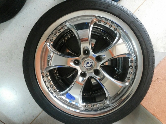 ล้อแม็ก AF ขอบ 18 พร้อม ยางปี2013