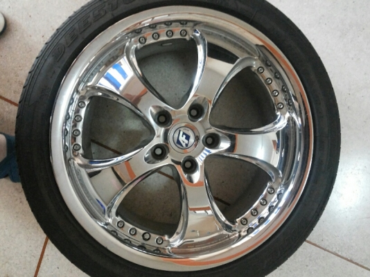 ล้อแม็ก AF ขอบ 18 พร้อม ยางปี2013