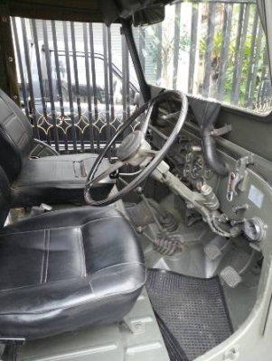 ขาย Jeep มิตซูบิชิ j53  4DR6 2700 cc. turbo เดิม ๆ.