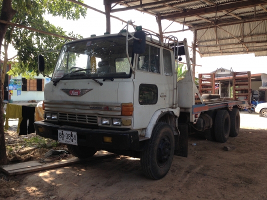 ขายรถ10ล้อHINO - F17 รถหางปลาสิบล้อเพลาเดียว ท้ายลาดมีหางพับไฮดรอลิกส์ ขึ้นรถเกี่ยวข้าวครบพร้อมใช้งา