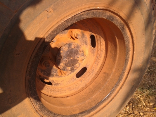 ขายรถรับส่งนักเรียน 6ล้อ NKR 110แรง รถห้างแท่