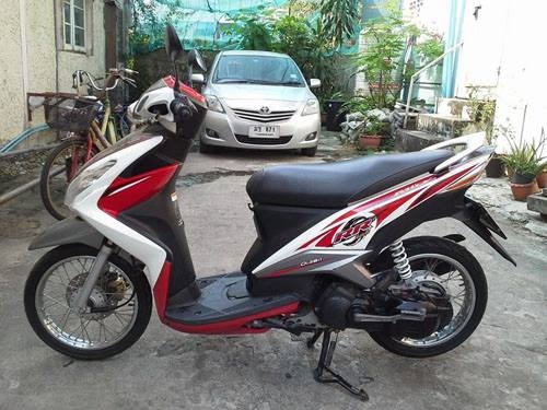MIO 125 RR ปี 55 แดง ขาว รถบ้าน เครื่องแน่น ชุดสีสด เอกสารครบ ซื้อแล้วไม่ผิดหวังแน่นอนจ้า