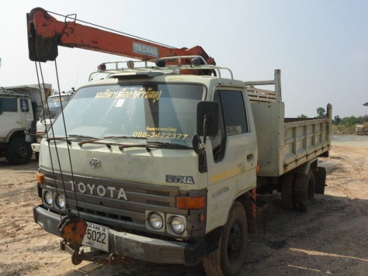 ขายหกล้อดั้ม มีเครน dyna  400