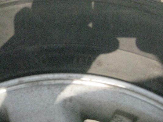 ขายยาง พร้อม แม๊ก สปอร์ทไรเดอร์ ปลายปี 11 ขอบ 15