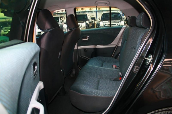 TOYOTA YARIS 1.5 E ปี 2008