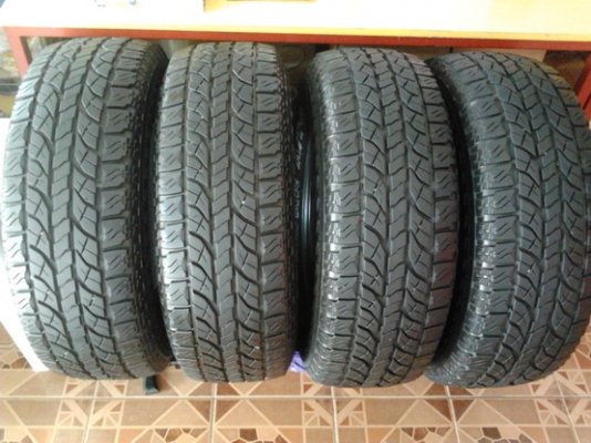 Yokohama 265/70/16 ปี09 สวยๆ 1ชุด Yokohama 265/70/16 ปี09 สวยๆ 1ชุด