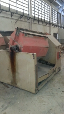 เครื่องขัดเหล็กใต้หวัน ราคาเครื่องละ 35,000 บาท