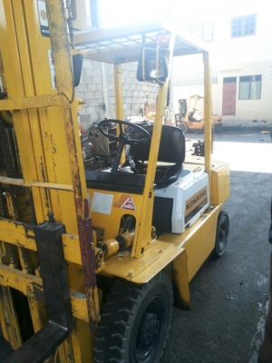 ขายถูก Komatsu FD25-10-500 ยก 2.5ตัน เสาสูง 5 เมตร เปลี่ยนยางหลังให้ใหม่ๆ พร้อมใช้งาน 220,000 บาท 086-8510722 จะเด็ด