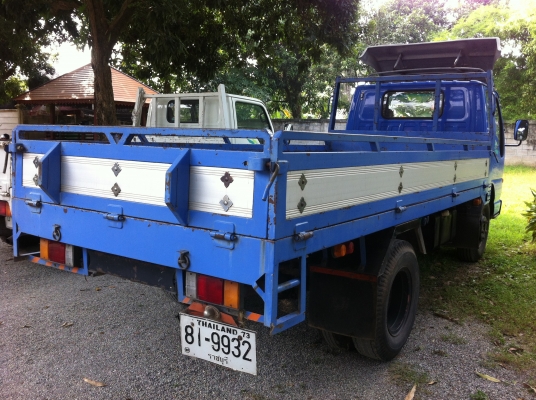 ขาย 6 ล้อ NKR สภาพสวยพร้อมใช้