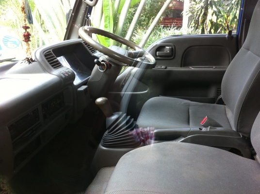 ขาย 6 ล้อ NKR สภาพสวยพร้อมใช้