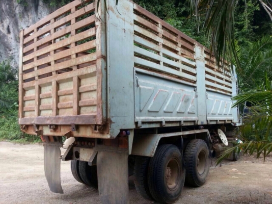 ขายรถบรรทุกสิบล้อดั๊มพ์ Isuzu นางฟ้าแท้ เครื่อง 195 แรง 2 เพลาดั๊มพ์สามมิตรคอกเกษตร ทะเบียนพร้อม ขายรถบรรทุกสิบล้อดั๊มพ์ Isuzu นางฟ้าแท้ เครื่อง 195 แรง 2 เพลาดั๊มพ์สามมิตรคอกเกษตร ทะเบียนพร้อม