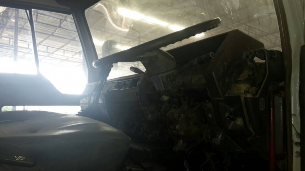 ขายด่วนสิบล้อ หลง MA สิบสปีด  0811838154