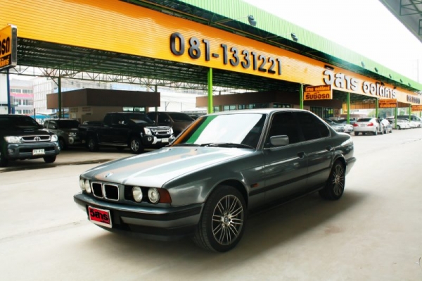 BMW SERIES 5 525i E34 big-nose AT ปี 1995 BMW SERIES 5 525i E34 big-nose AT ปี 1995