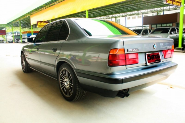 BMW SERIES 5 525i E34 big-nose AT ปี 1995 BMW SERIES 5 525i E34 big-nose AT ปี 1995