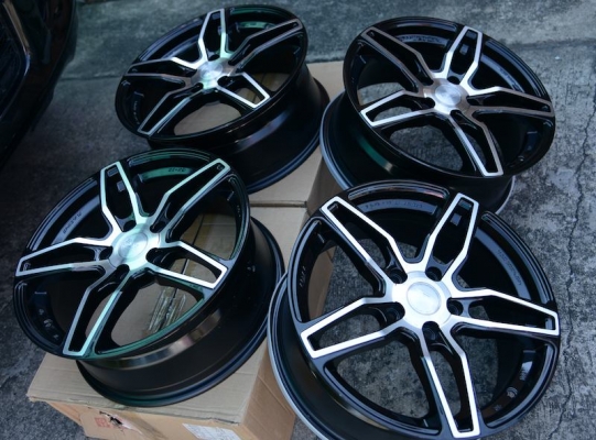 ล้อแม็ก 17 5 รู ของใหม่ -ขายแล้ว-