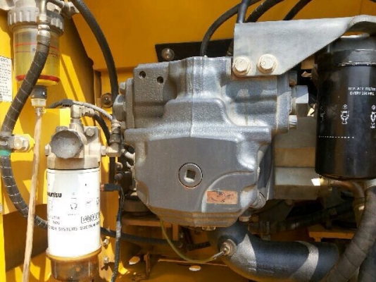 ขายด่วน KOMATSU PC 200-8 ไมล์ 5,XXXชม. รถสวยค่ะพร้อมใช้งาน