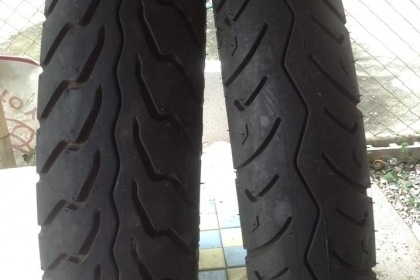 ขาย โครง f 50 แห้งๆ กับ ล้อ ใหญ่ ขอบ17 ลองดูคับ