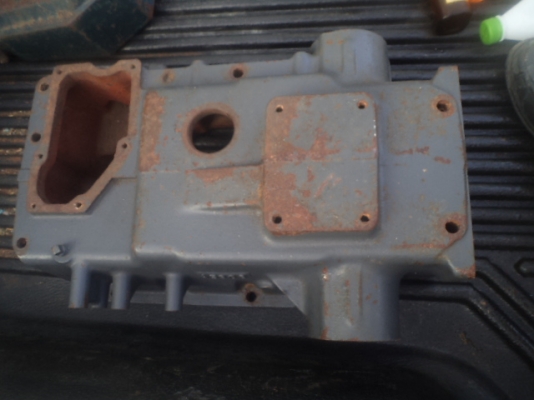 ขาย ฝาไฮดรอลิกของรถไถ KUBOTA รุ่น M8030 สภาพ 100 \% ราคา 10000 บาท