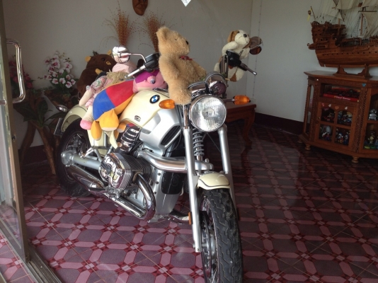 Motorcycle BMW R1200 Classic