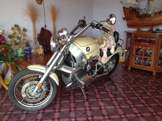 Motorcycle BMW R1200 Classic