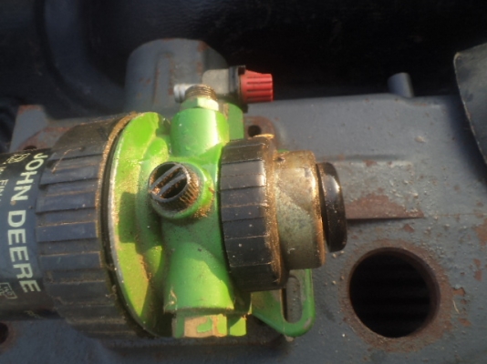 ขายกรอง ดีเซล หัวแย็ก จอร์นเดีย  สามารถใช้ได้ทุกรุ่น เป็นของมือสองราคา300 บาท