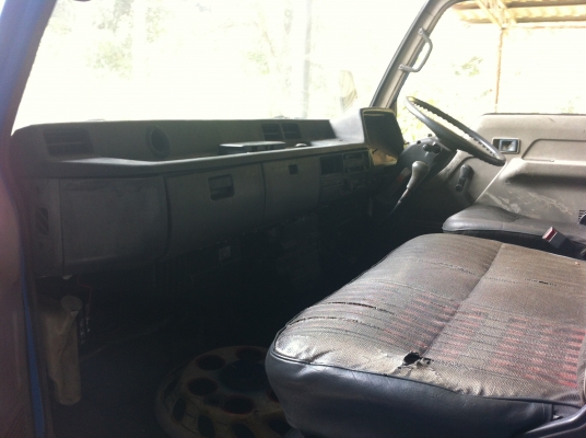 ขายด่วน MITSUBISHI แคนเตอร์ 110 แรง F หน้า F หลัง