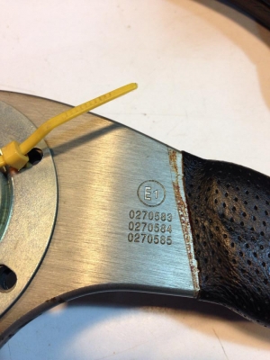 พวงมาลัย MOMO แท้ 2000 บาท