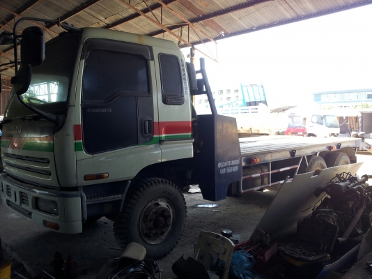 ISUZU หัว GIGA ท้ายลาด พร้อมใช้ /พร้อมโอน จัดไฟแนซ์ได้