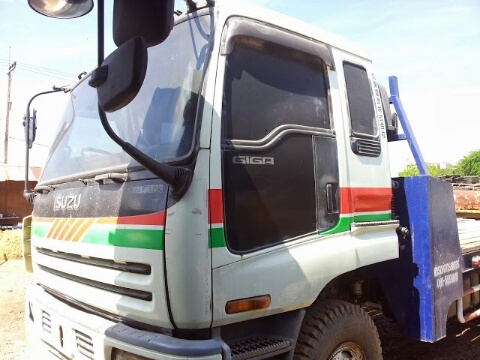 ISUZU หัว GIGA ท้ายลาด พร้อมใช้ /พร้อมโอน จัดไฟแนซ์ได้
