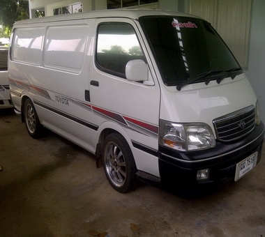 รถตู้โตโยต้า5L ตู้ทึบสีขาว 2003 รถตู้โตโยต้า5L ตู้ทึบสีขาว 2003