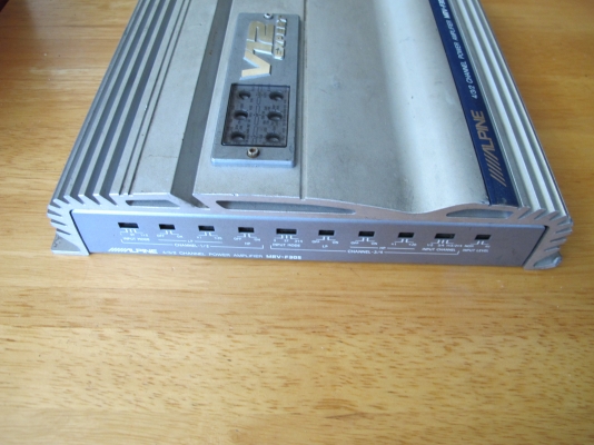 Alpine MRV-F305 4/3/2Channel