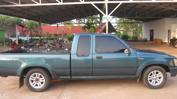 ขายรถกระบะไมตี้เอ็กโปร่งหน้า/หลังตาเต็ม+พวงมาลัยพาเวอร์...เครื่องดีไม่ไอไม่จามสภาพพร้อมใช้งาน.... เอกสารพร้อมโอน+ภาษีขาดมิุถุนายน57.....รถปี1991 บอดี้ปี1997โปร่งหน้า/หลังตาเต็ม+สีเขียวสวยๆ+ยางดีทั้ง4เส้น+แอร์เย็นจัด+ชีดี+MP3+แม๊กไลเนอน์ใหม่+ล้อแม็ก รถสภาพ