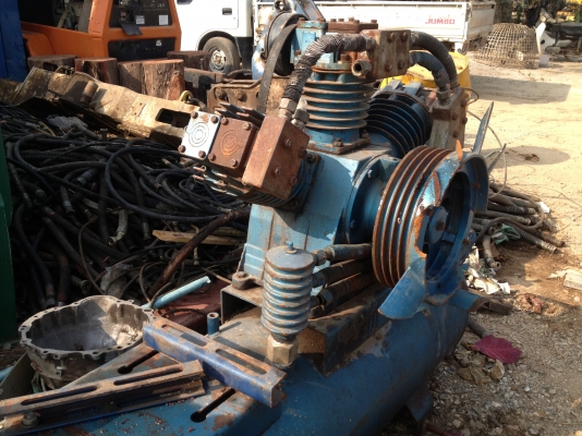 ปั้มลมใหญ่3สูบpumaครับ ปั้มลมใหญ่3สูบpumaครับ