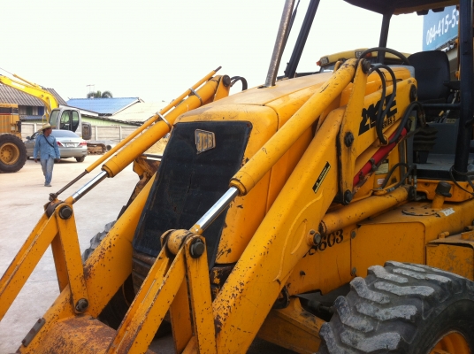 ขายรถตักหน้าขุดหลัง JCB 214 สภาพสวย พร้อมใช้งาน ไม่เคยใช้งานในไทย