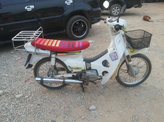 ขาย คุรุสภา ทะเบียนเต็ม พร้อมโอน รถสภาพสวยตามรูป