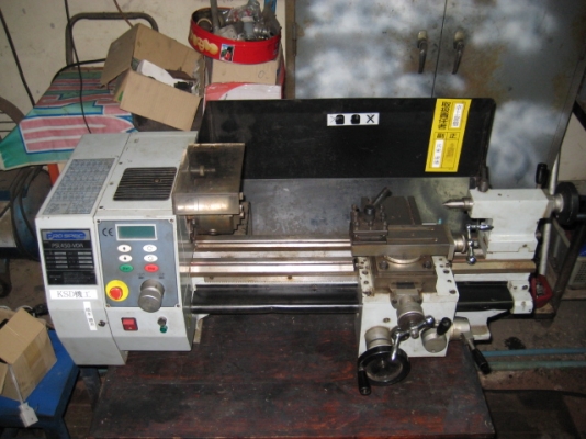 ขายยเครื่องกลึง 3 ฟุต เสียและไม่มีหัวจับ 20,000 ด่วนครับ