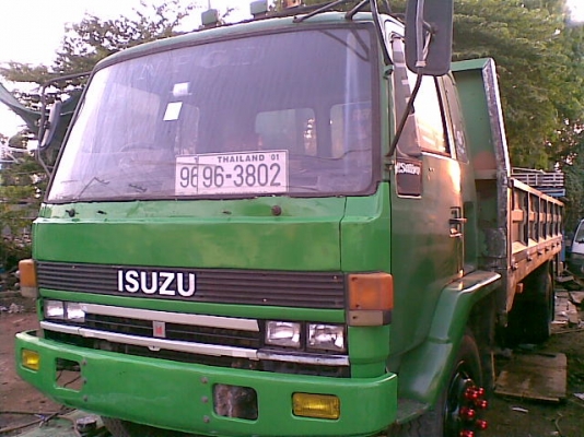 ขาย6ล้ออีซูซุ ร๊อคกี้ FTR ยาว6.50เมตร เครื่อง6BD1 160แรงม้า พวงมาลัยพาวเวอร์ ยางดี6เส้น รถห้างแท้ สภาพของเดิม สภาพดีพร้อมใช้