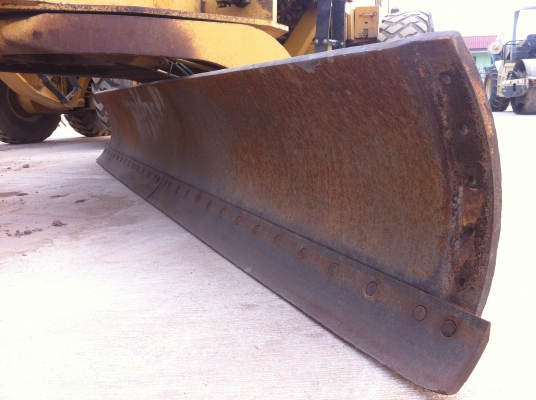 ขายรถเกรด Caterpillar 140H S/N: 2ZK051xx สภาพสวย นำเข้าจาก USA ไม่เคยใช้งานในไทย