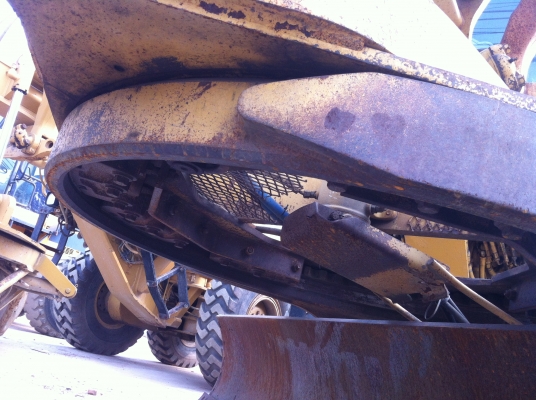 ขายรถเกรด Caterpillar 140H S/N: 2ZK051xx สภาพสวย นำเข้าจาก USA ไม่เคยใช้งานในไทย